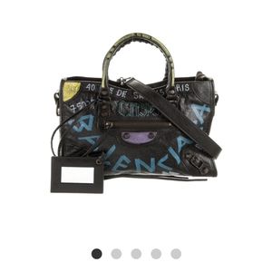 Balenciaga Collection City Bag recently listed on TheRealReal Sold🎉🤩